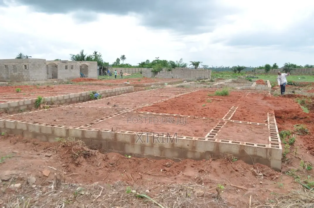 For Sale – Lafuwape, Lagos–ibadan Expressway in Obafemi-Owode
