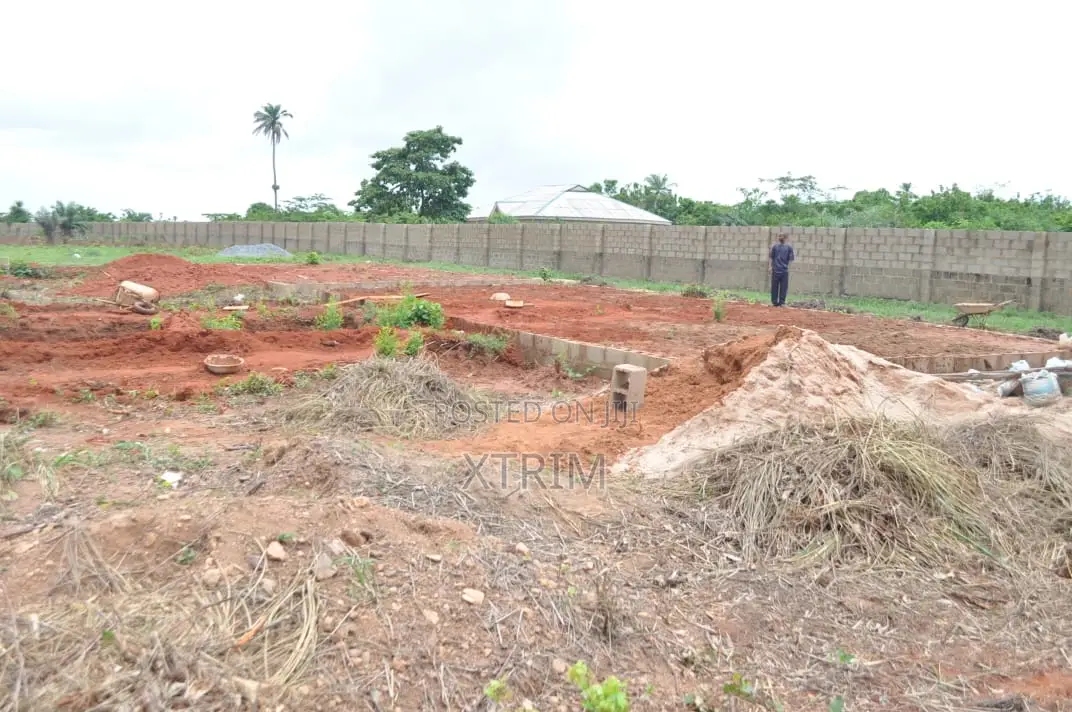 For Sale – Lafuwape, Lagos–ibadan Expressway in Obafemi-Owode
