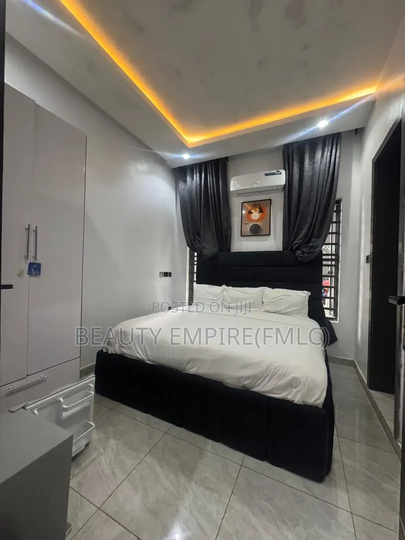 1Bedroom Service Apartment With Swimming Pool in Bodija
