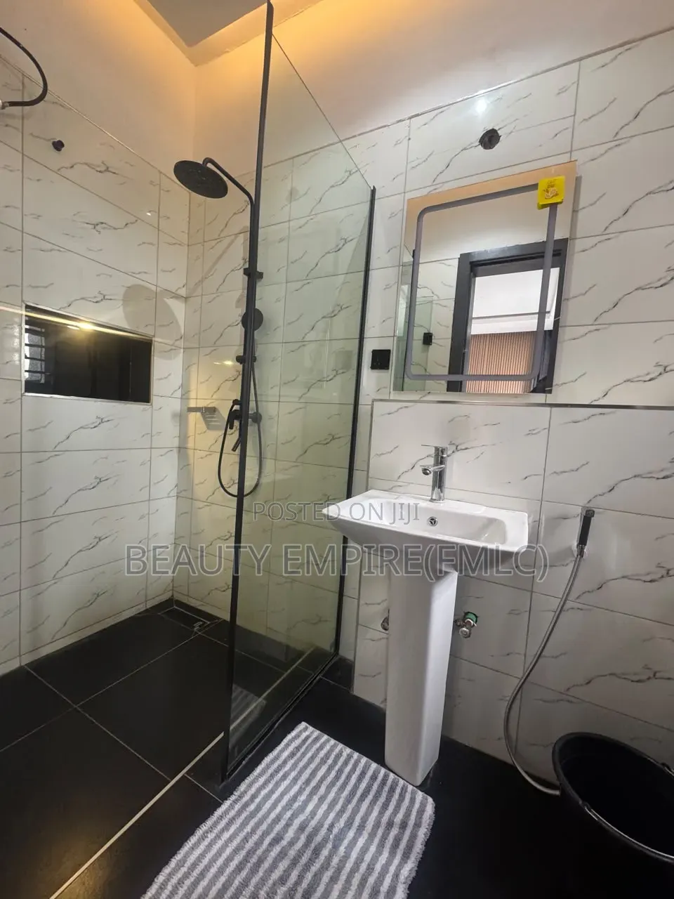 1Bedroom Service Apartment With Swimming Pool in Bodija