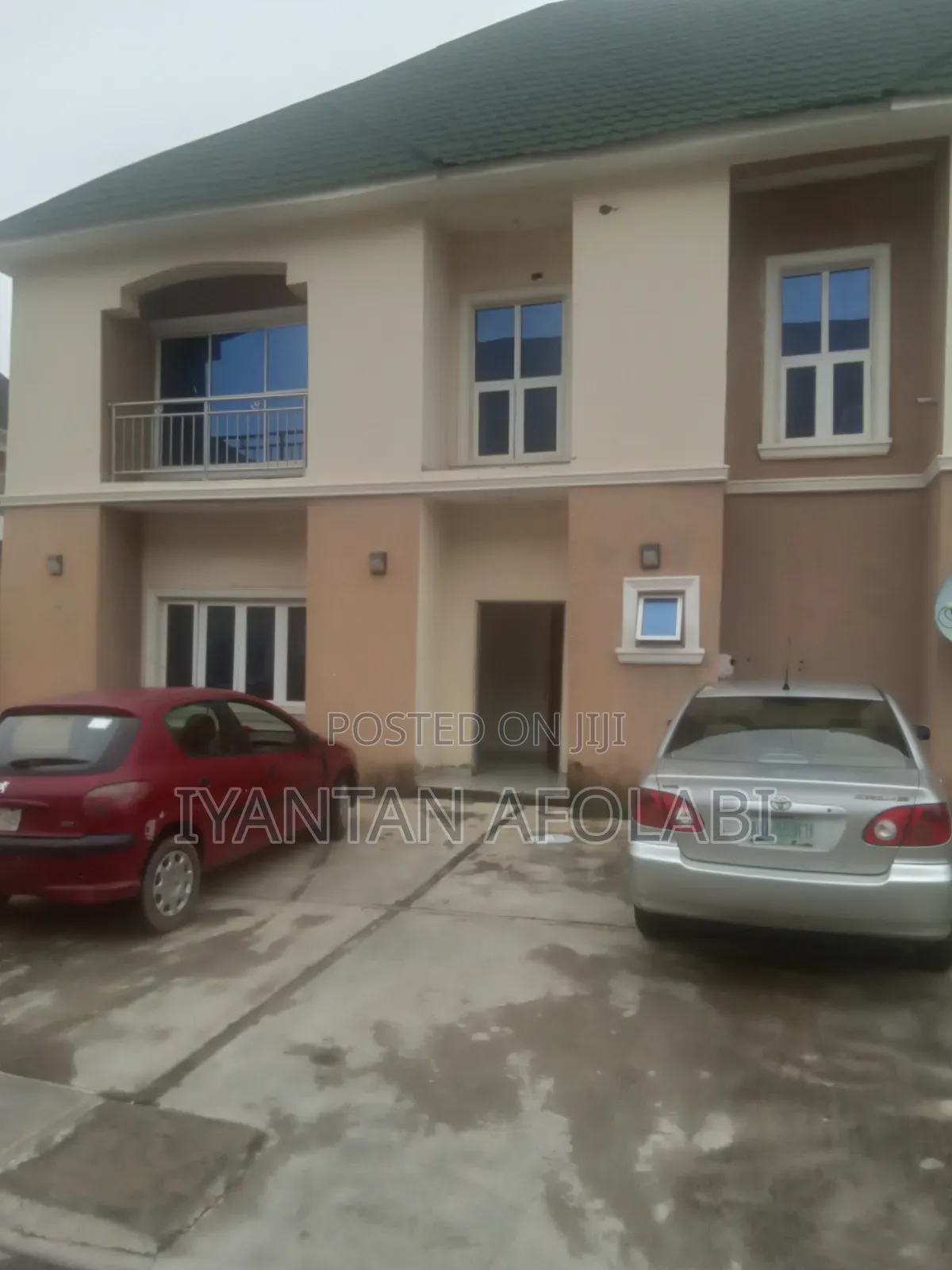 3bdrm Duplex in River Park, FHA for rent in FHA