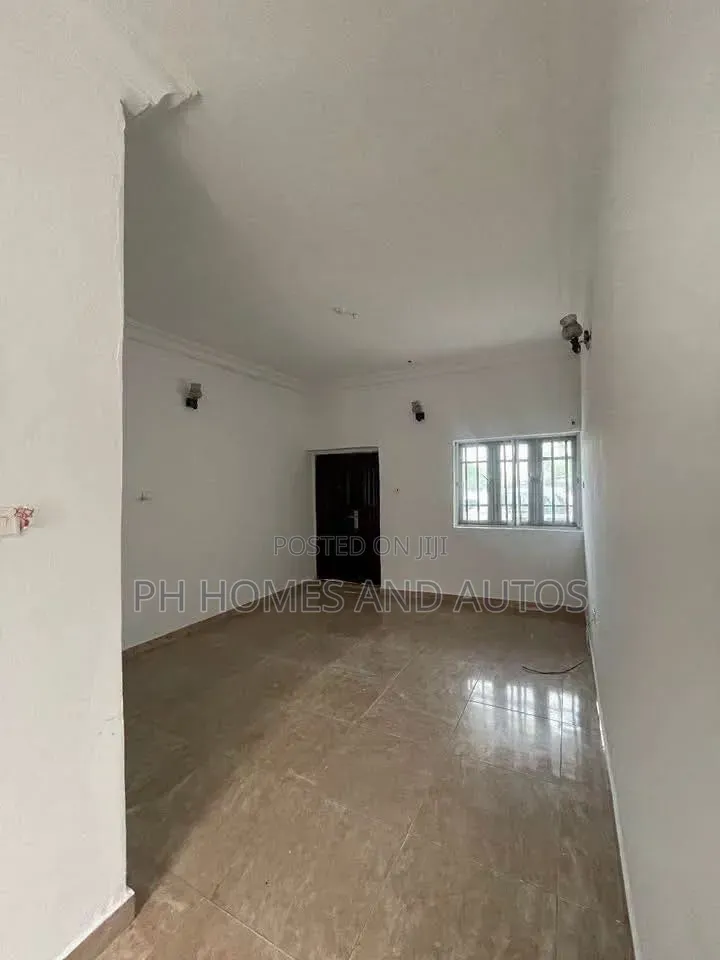 2bdrm Apartment in Abuloma Road, Trans Amadi for rent in Trans Amadi