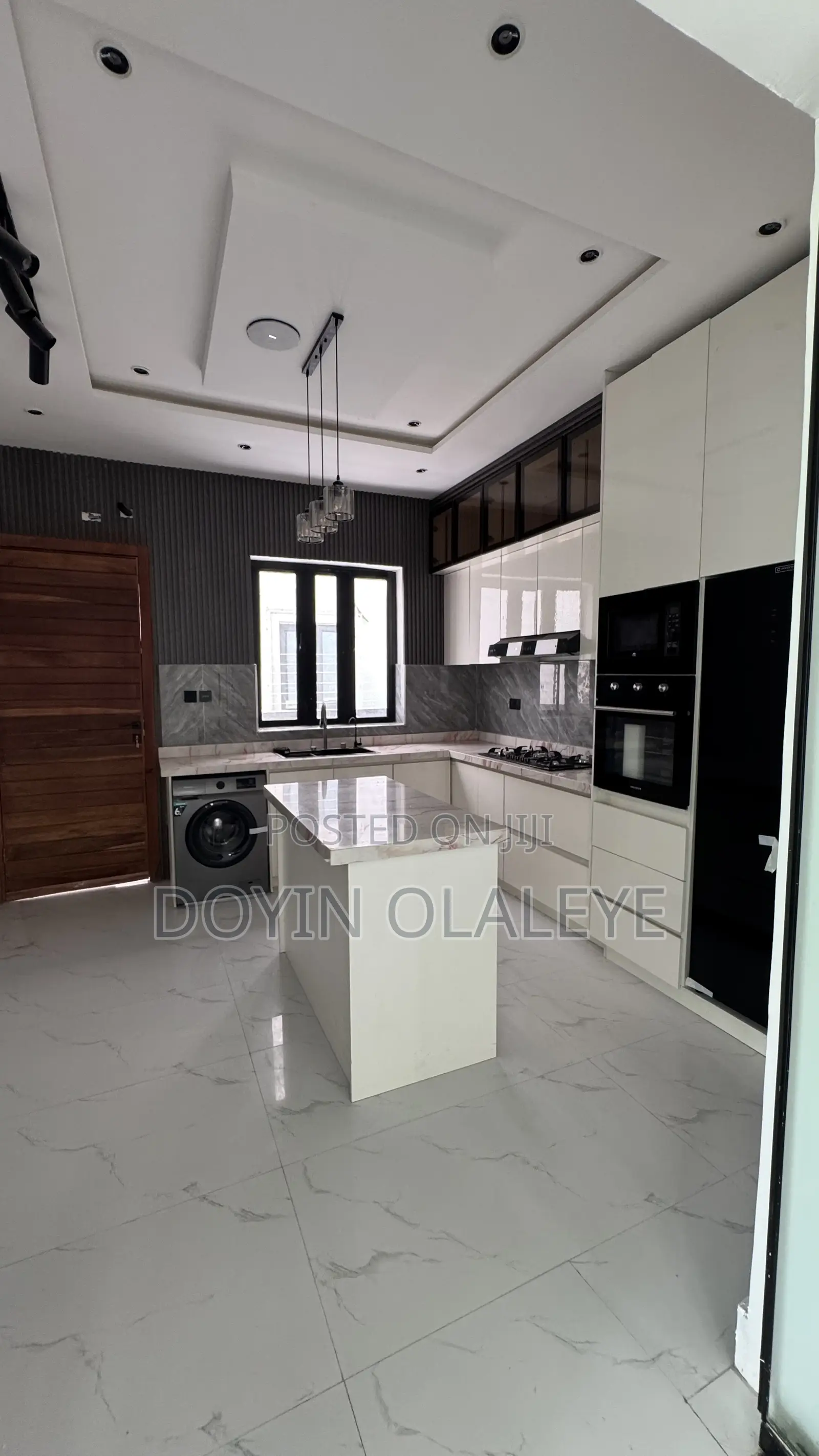 5bdrm Duplex in Ado / Ajah for sale in Ado / Ajah