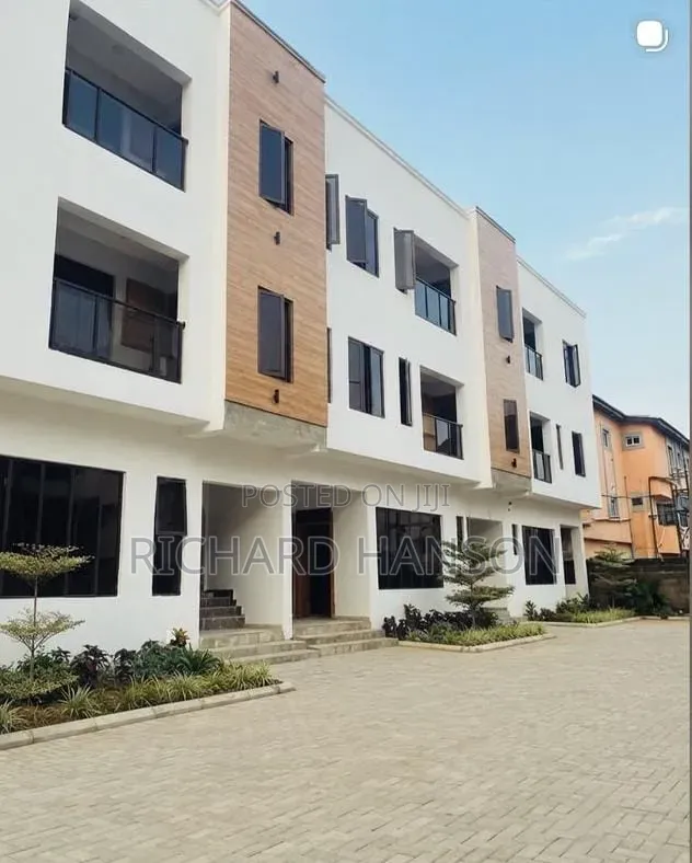 2bdrm Apartment in Adesanya for sale in Abraham Adesanya Estate