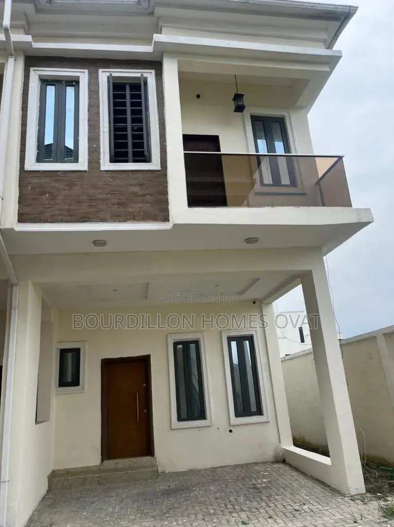 4bdrm Duplex in Harris Drive By Vgc, Lekki Expressway for rent in Lekki Expressway
