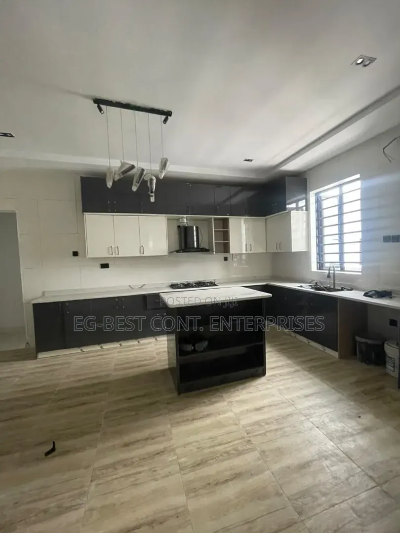 4bdrm Duplex in Abraham Adesanya for sale in Abraham Adesanya Estate