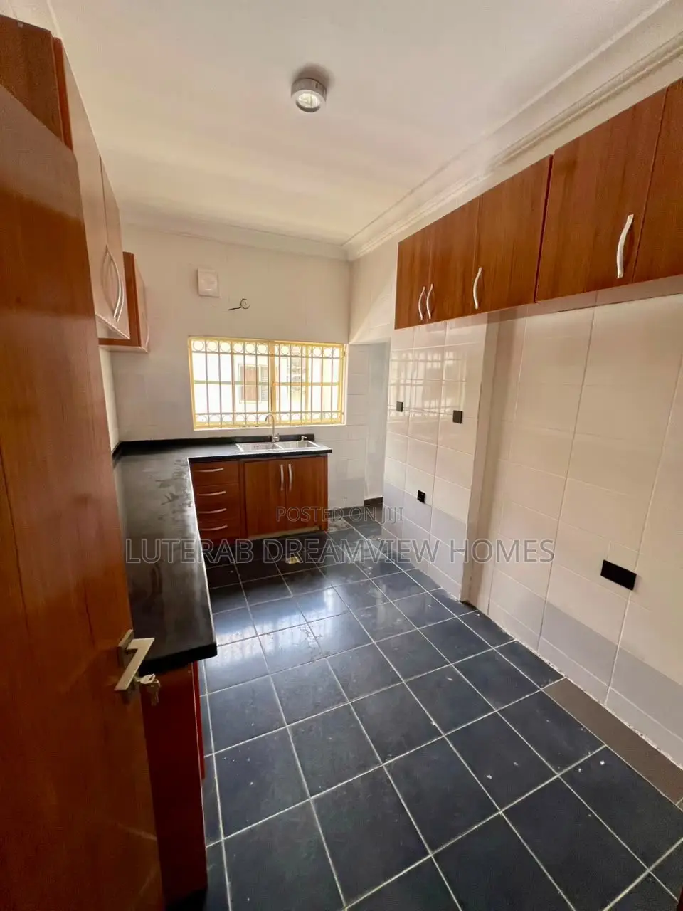3bdrm Block of Flats in Jabi Main for rent in Jabi