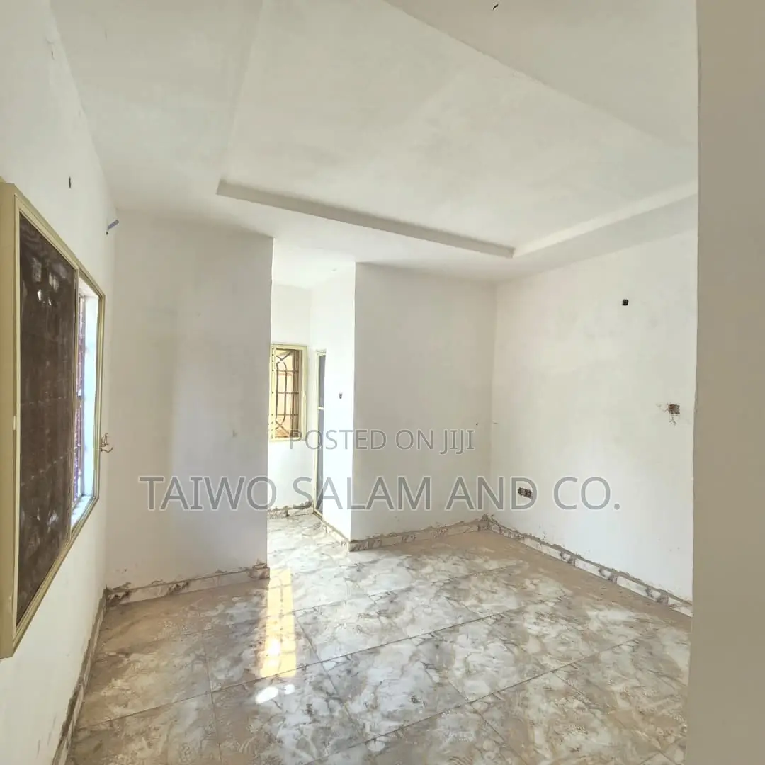 1bdrm Apartment in Agbowo for rent in Agbowo