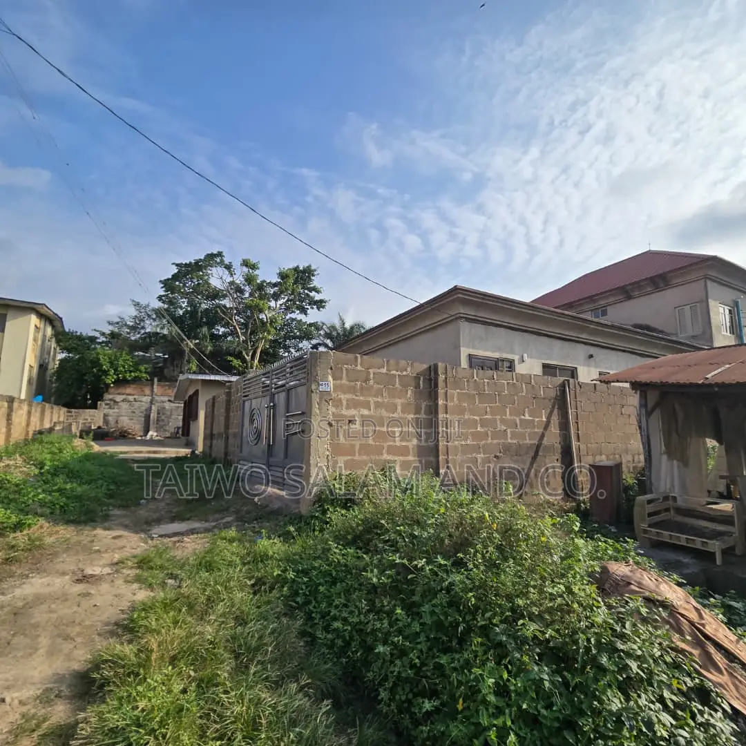 1bdrm Apartment in Agbowo for rent in Agbowo