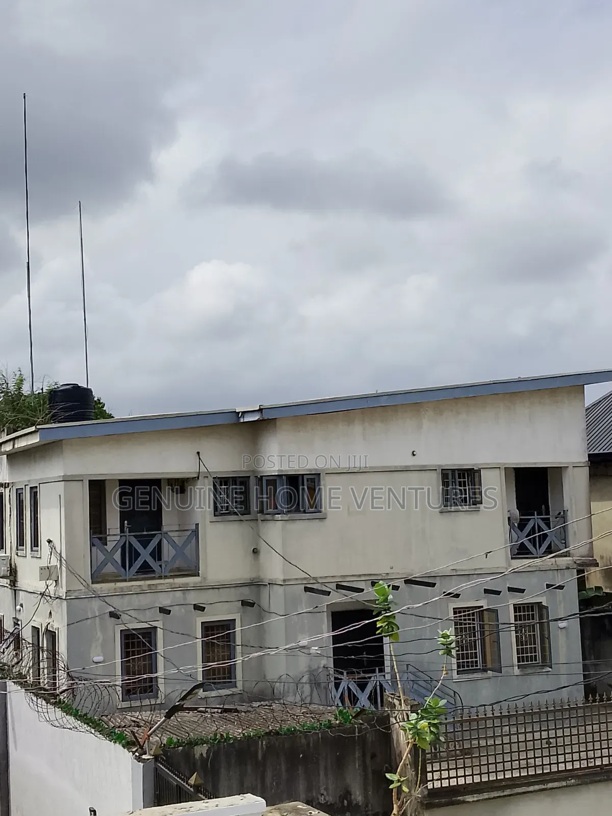 8bdrm Block of Flats in Ebute for sale in Ebute
