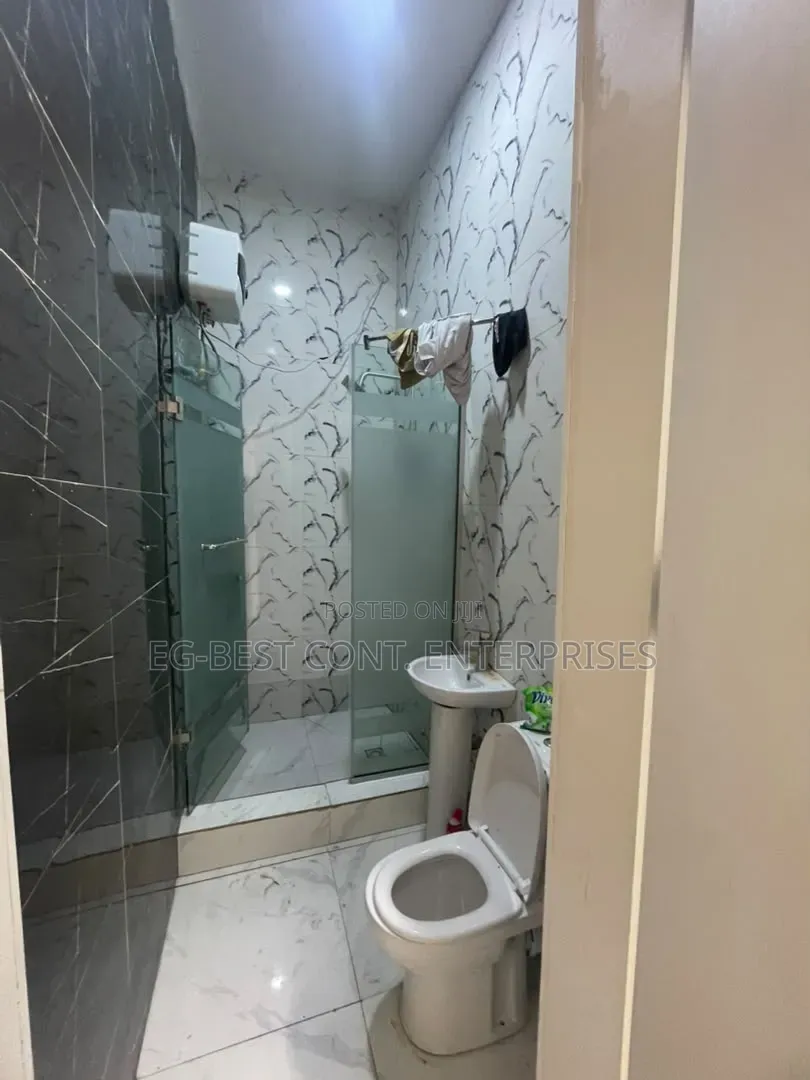 4bdrm Duplex in Ikota for rent in Ikota
