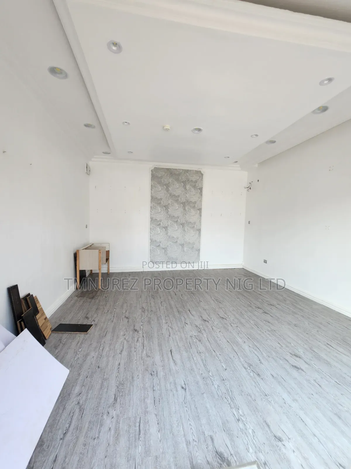Groundfloor Shop for Rent Lekki Phase1 in Osapa london