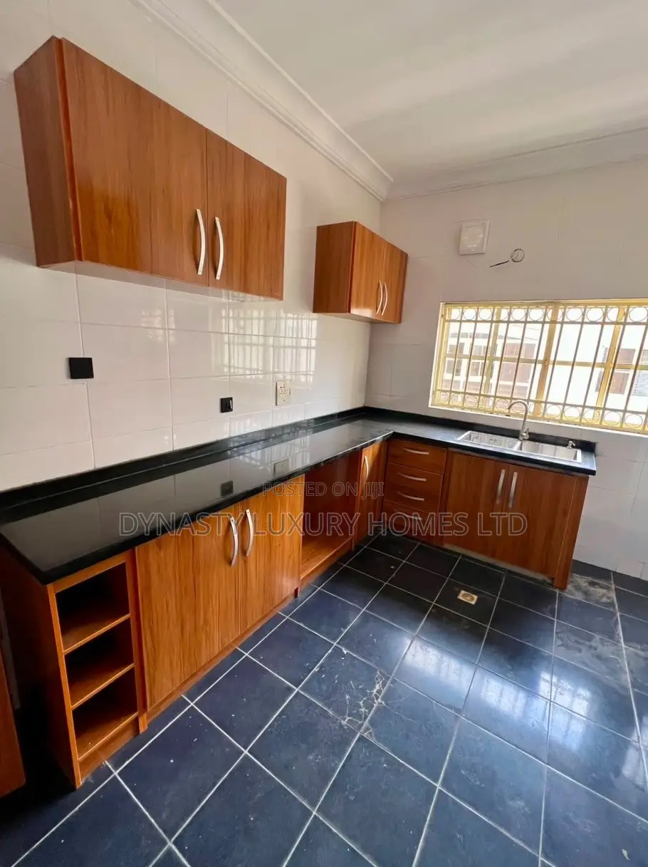 3bdrm Block of Flats in Jabi for rent in Jabi