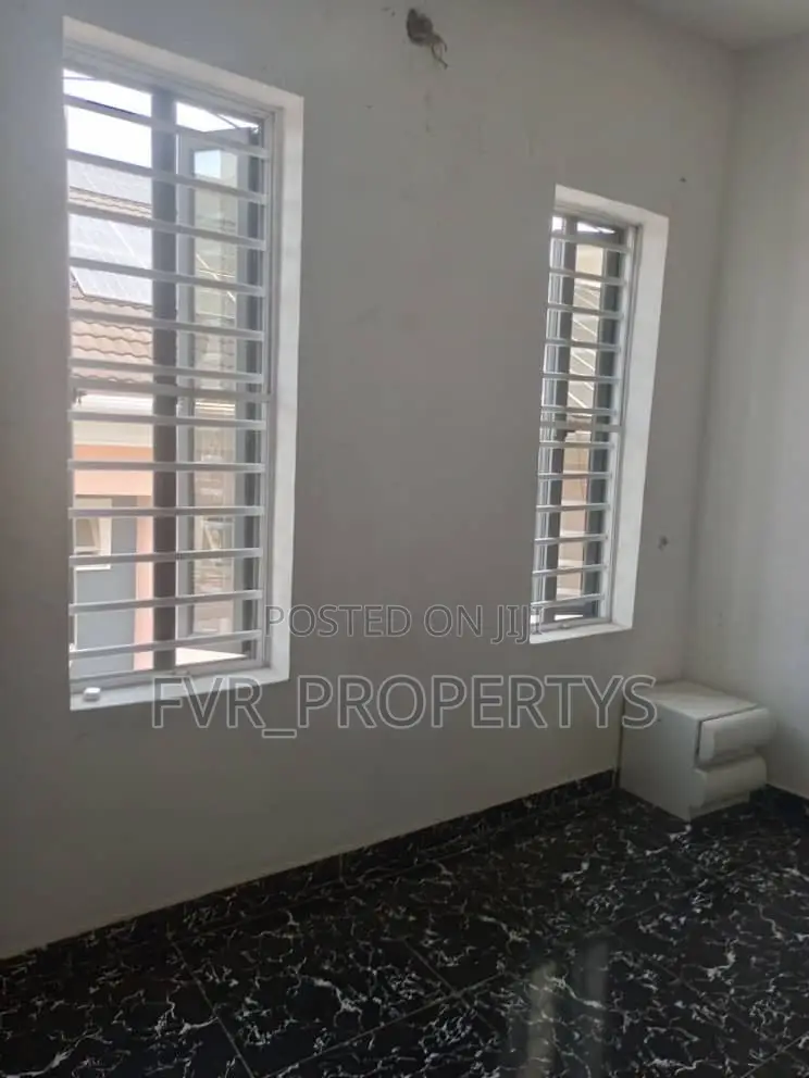 1bdrm Shared Apartment in Ikota Villa, Lekki for rent in Lekki