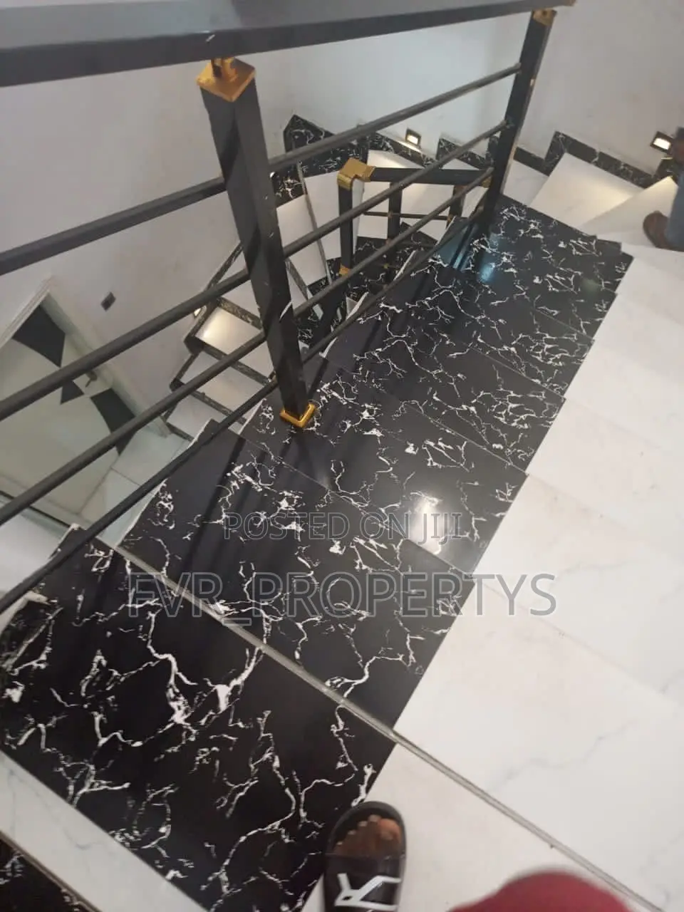 1bdrm Shared Apartment in Ikota Villa, Lekki for rent in Lekki
