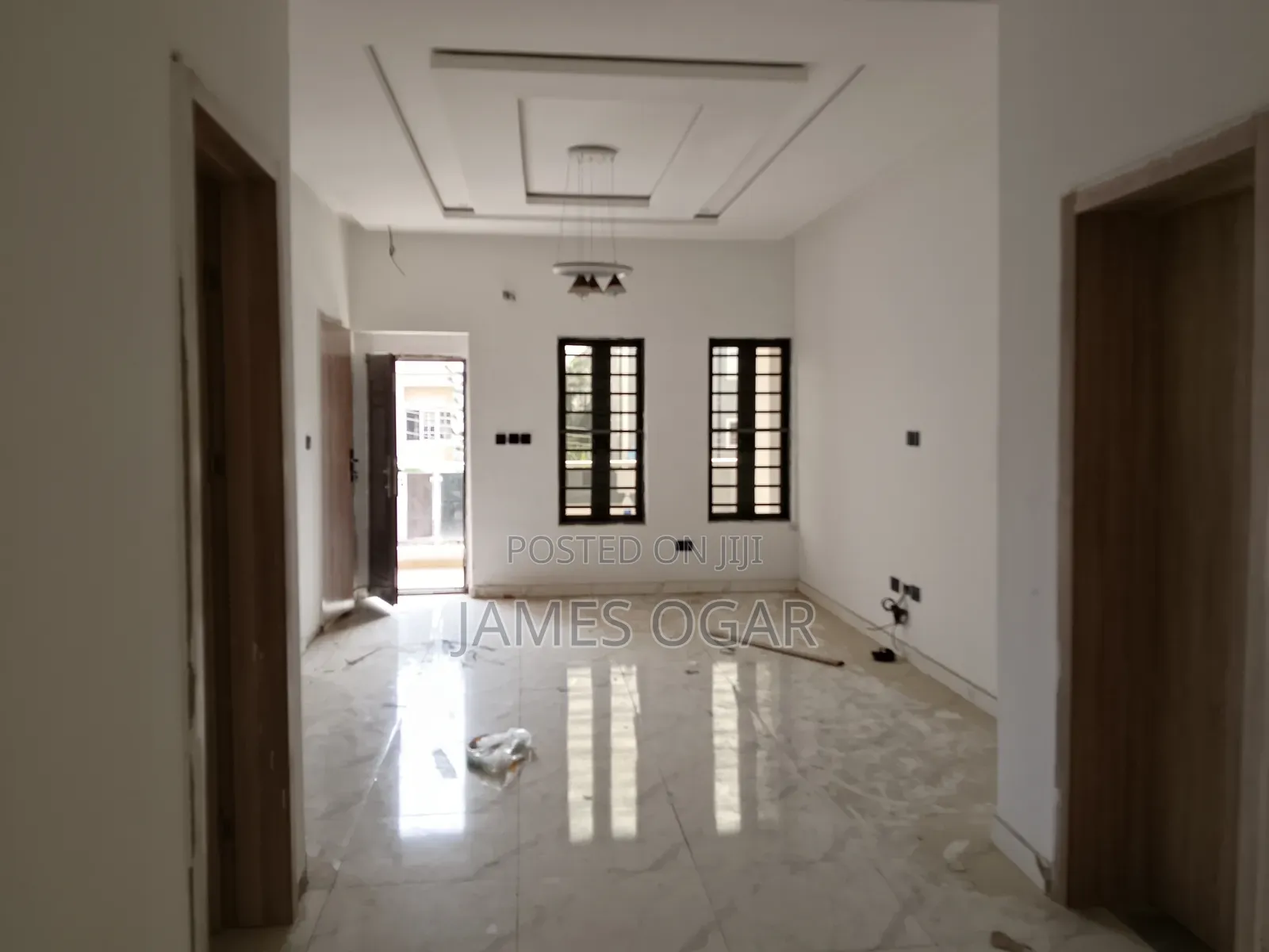 2bdrm Block of Flats in Mobi Road, Off Lekki-Epe Expressway for rent in Off Lekki-Epe Expressway