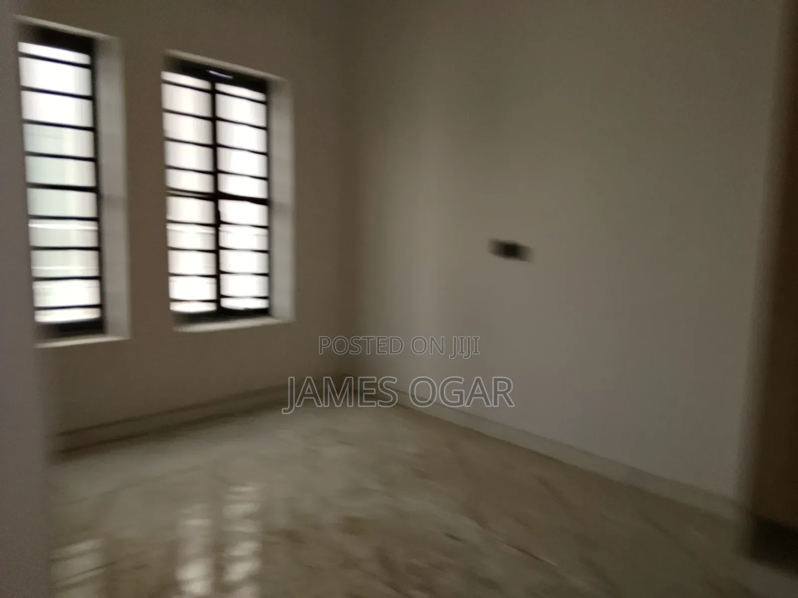 2bdrm Block of Flats in Mobi Road, Off Lekki-Epe Expressway for rent in Off Lekki-Epe Expressway