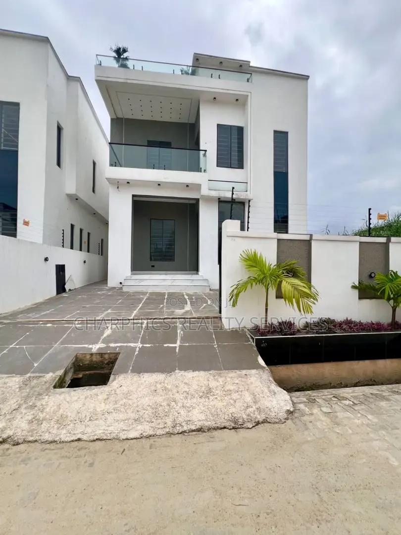 4bdrm Duplex in Off Lekki-Epe Expressway for sale in Off Lekki-Epe Expressway