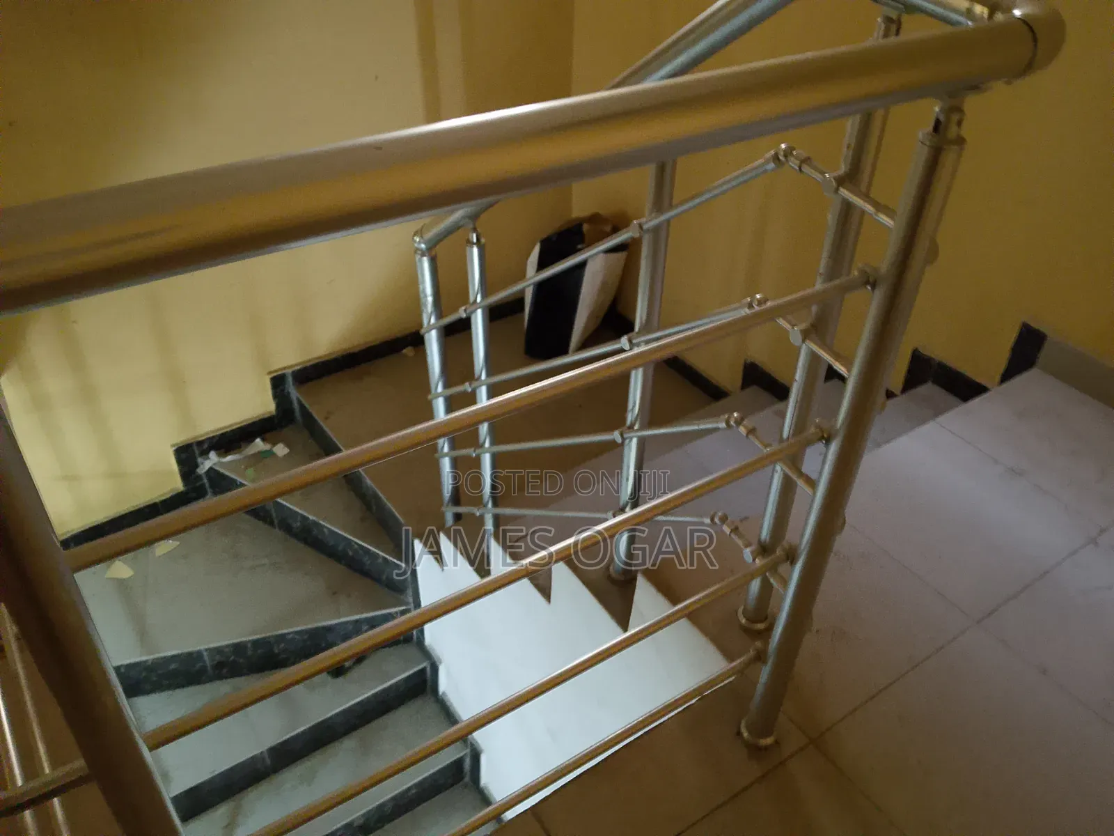 4bdrm Block of Flats in Mobi Road, Off Lekki-Epe Expressway for rent in Off Lekki-Epe Expressway