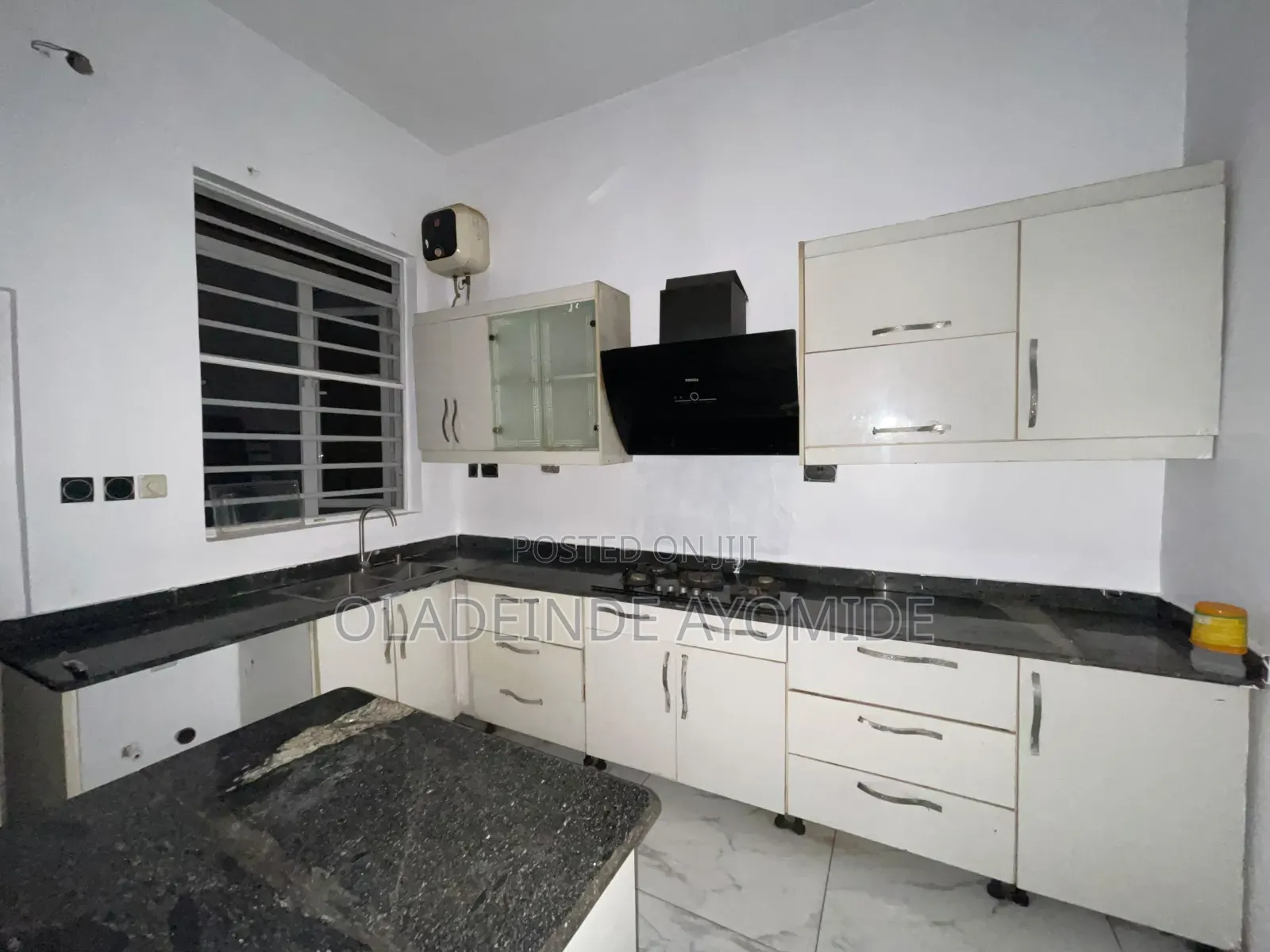 4bdrm Duplex in Chevy View Estate, Chevron for rent in Chevron