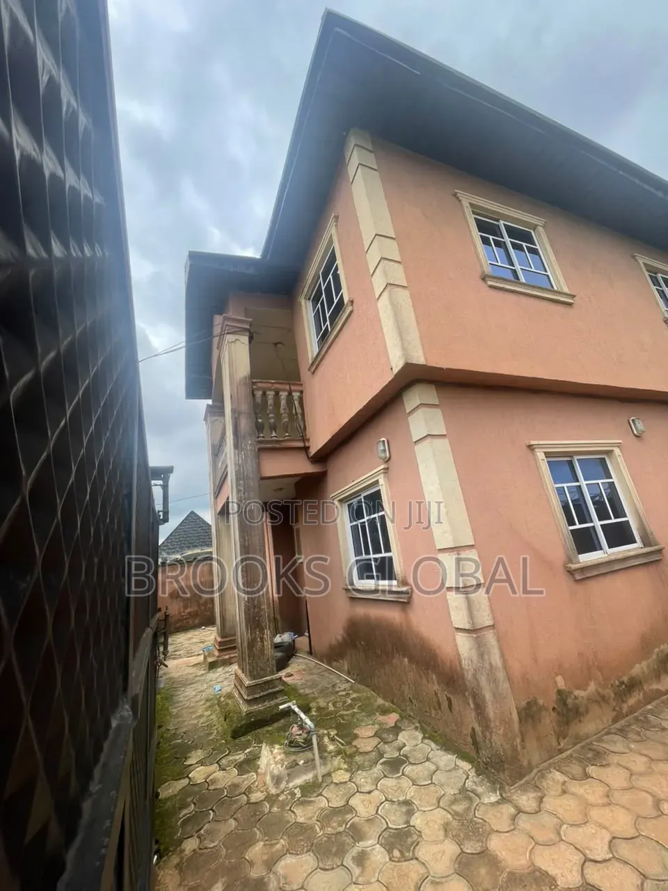 3bdrm Block of Flats in Benin City for sale in Benin City