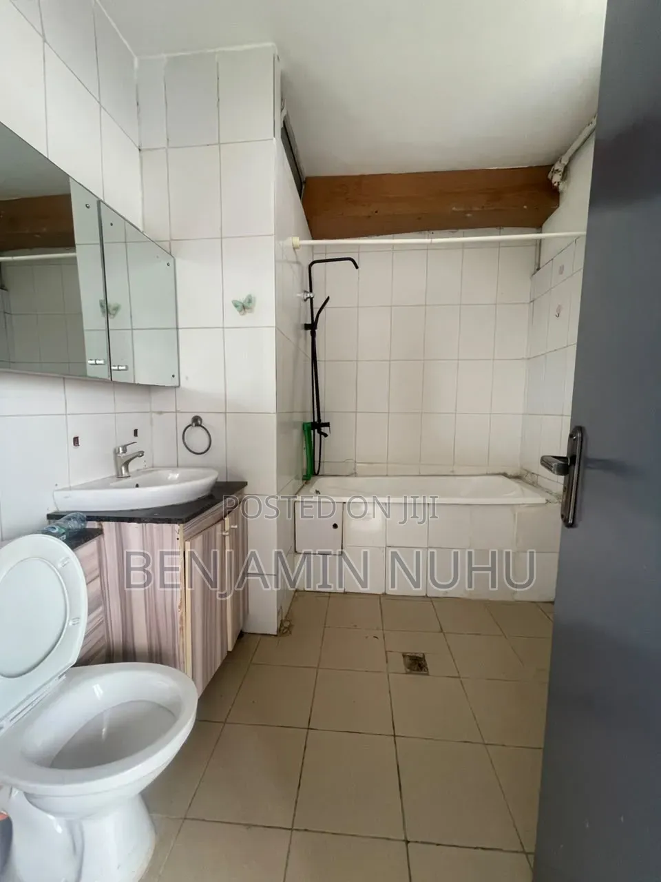 3bdrm Maisonette in 1004 Estate for rent in 1004