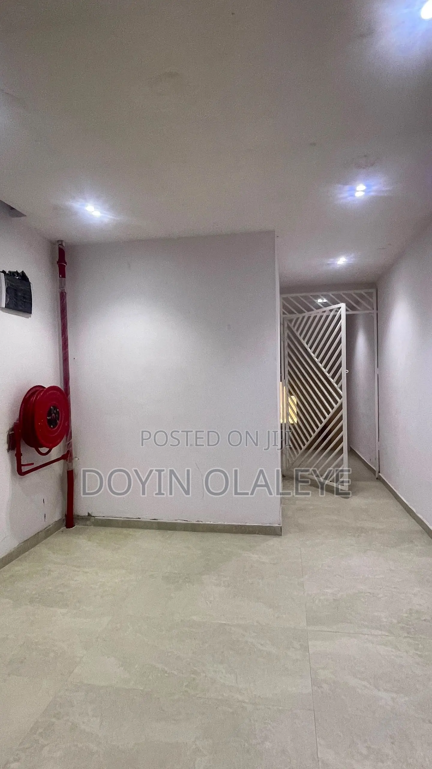 3bdrm Apartment in Osapa london for sale in Osapa london