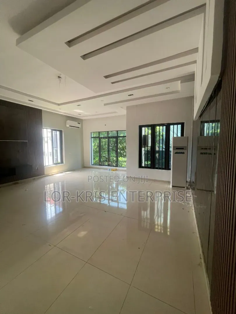 Mini Flat in Vi, Adeola Odeku for rent in Adeola Odeku