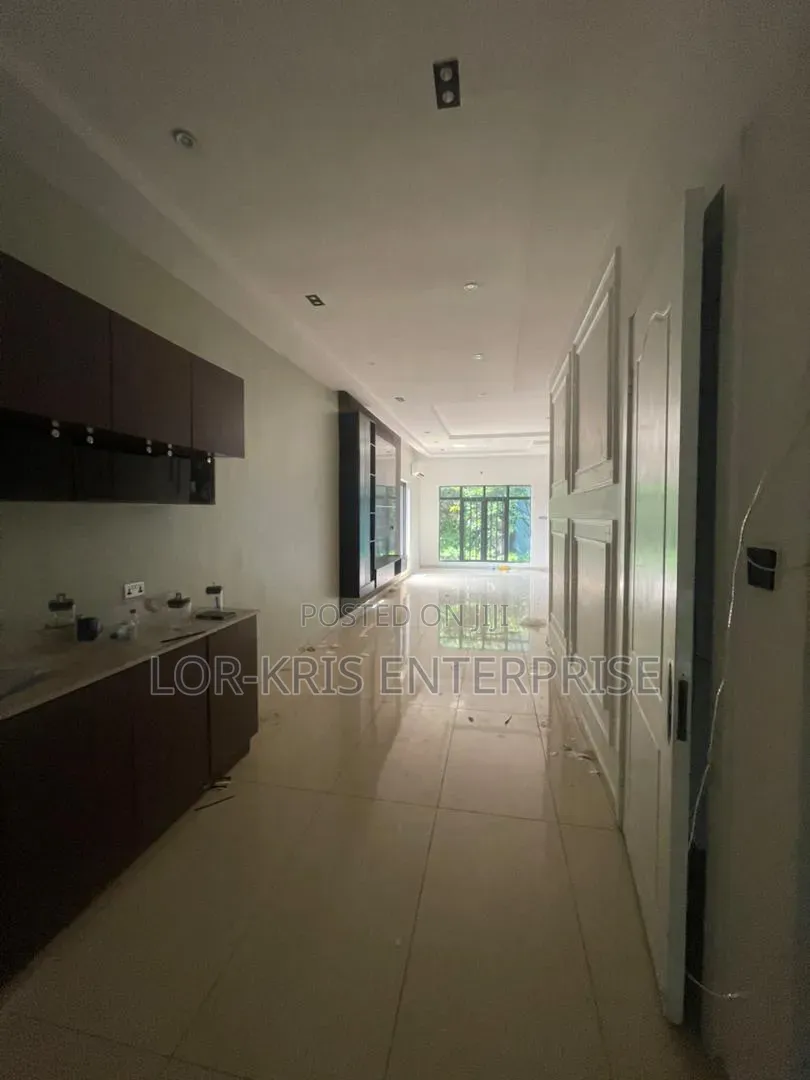 Mini Flat in Vi, Adeola Odeku for rent in Adeola Odeku
