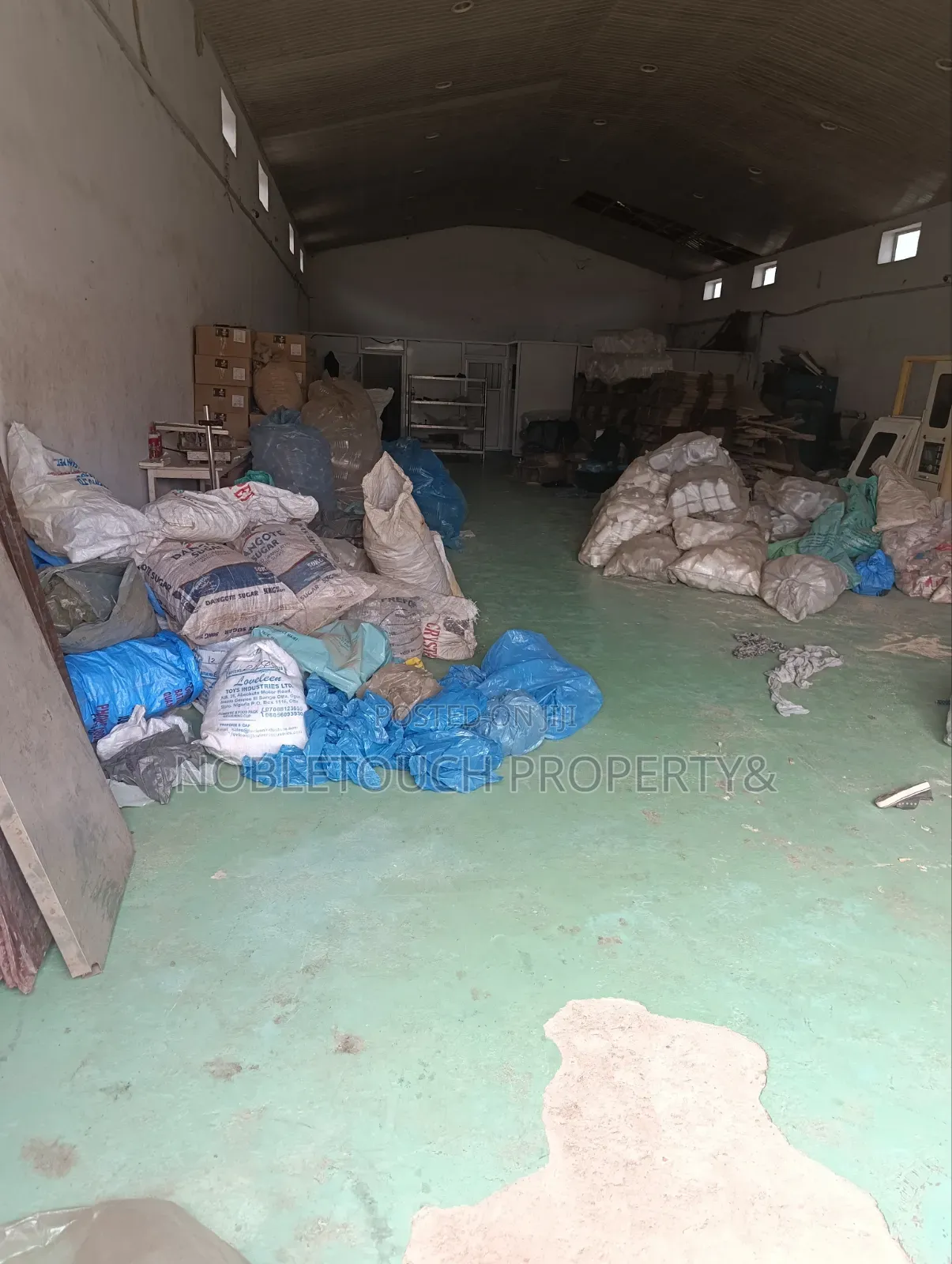 Warehouse for Sale Off Governors Rd Ikotun in College