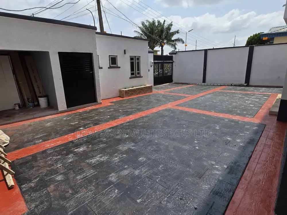 5bdrm Duplex in Egbeda / Egbeda for sale in Egbeda / Egbeda