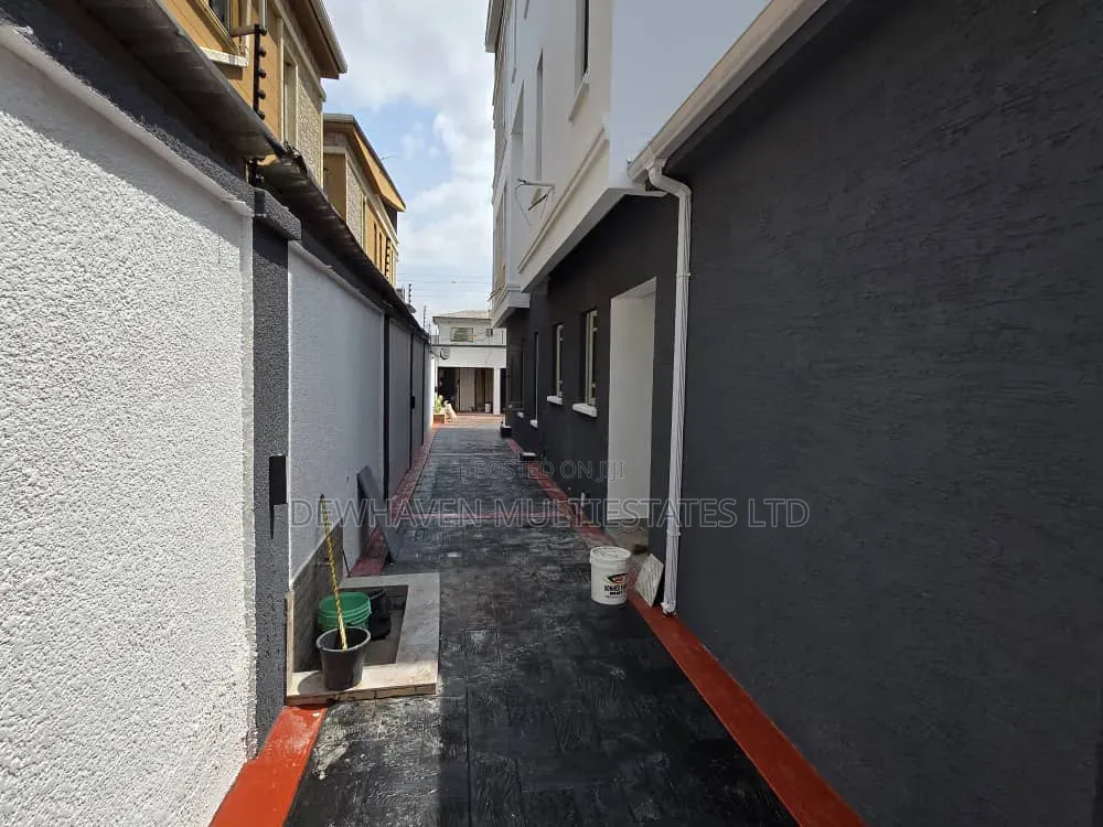 5bdrm Duplex in Egbeda / Egbeda for sale in Egbeda / Egbeda