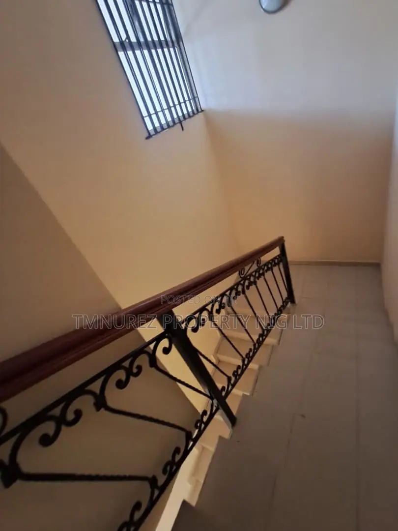 2bdrm Block of Flats in Agungi for rent in Agungi
