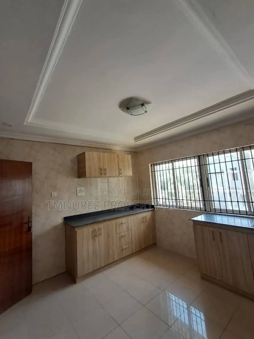2bdrm Block of Flats in Agungi for rent in Agungi
