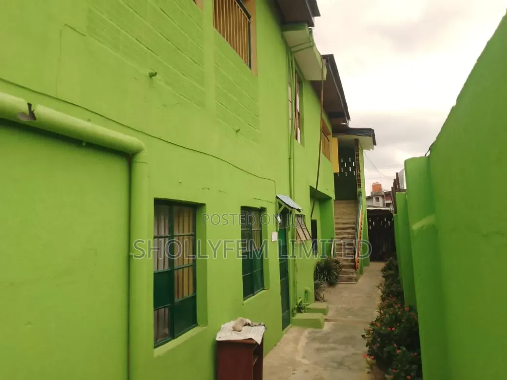 House for Sale in Iyana Ipaja