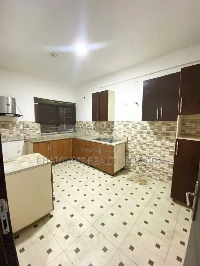 2bdrm Apartment in Lekki Phase 1 for rent in Lekki Phase 1
