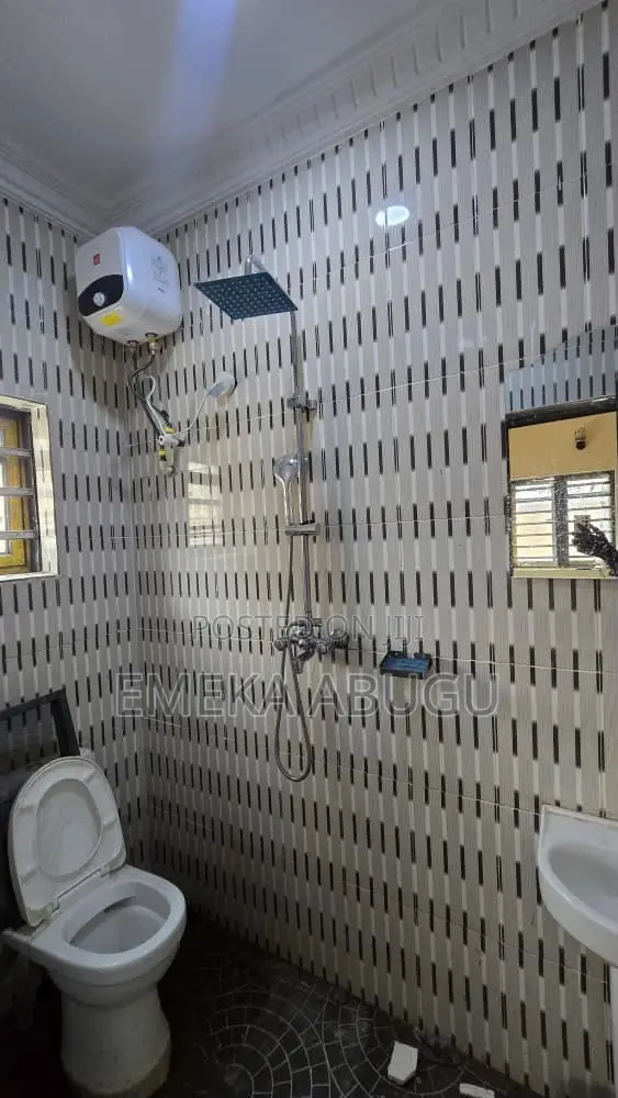 2bdrm Block of Flats in Alalubosa for rent in Alalubosa