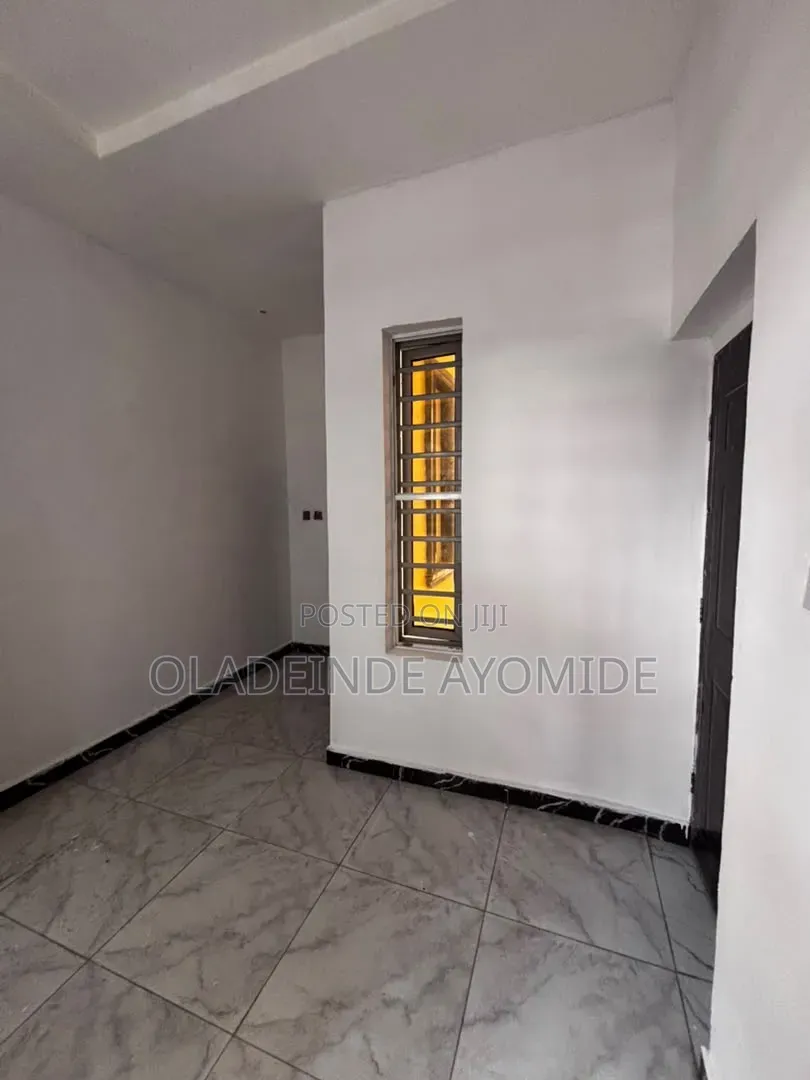 1bdrm Shared Apartment in Ikota Lekki for rent in Ikota