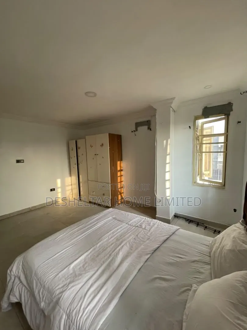 3bdrm Shared Apartment in Southern View Estate, Chevron for rent in Chevron