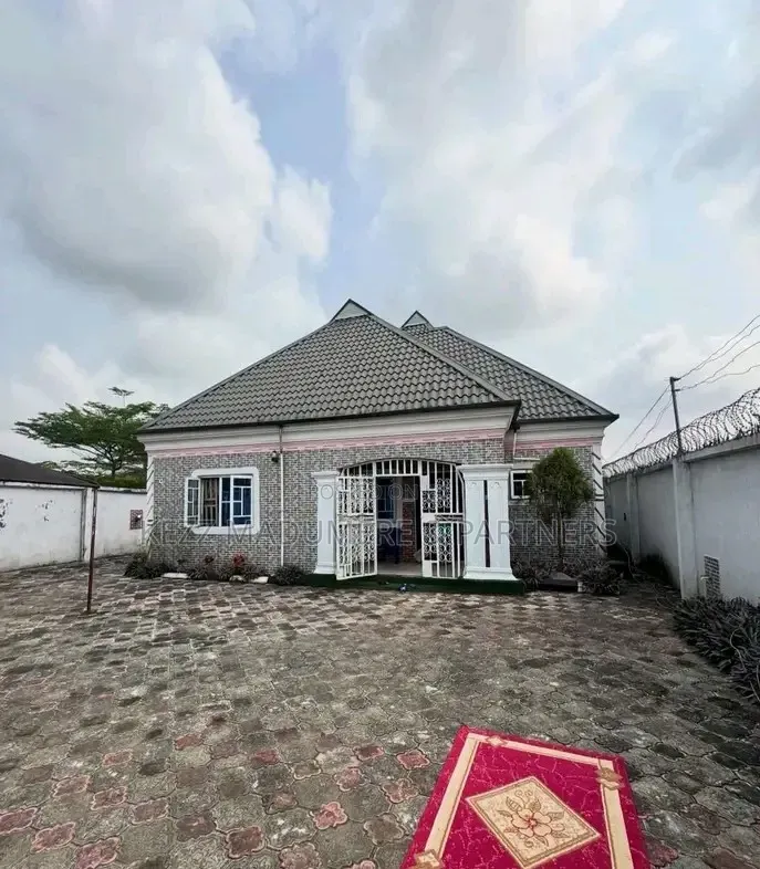 3bdrm Bungalow in Rumuekini Port for sale in Rumuekini