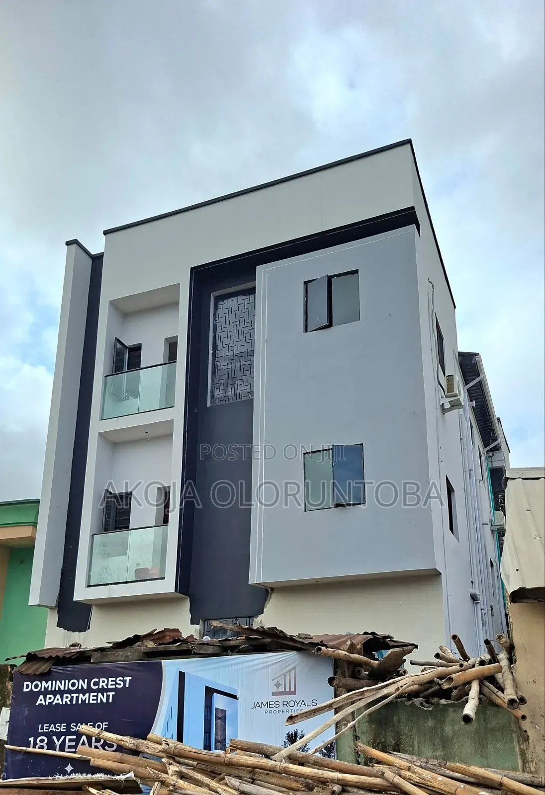 Units of Self Con for Lease in This Newly Built House 12 Million. in Ikorodu Road / Shomolu