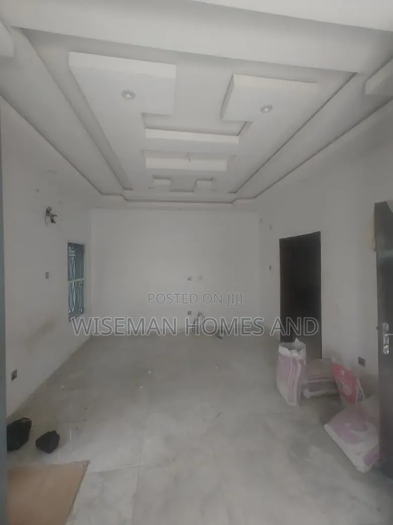 3bdrm Apartment in Blenco Axis for rent in Sangotedo