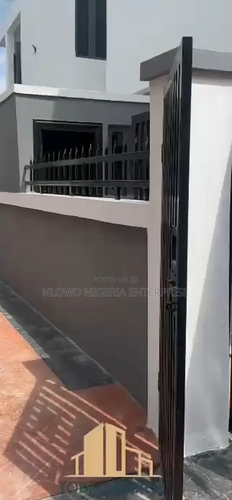 4bdrm Duplex in Adeniji Jones for sale in Adeniyi Jones
