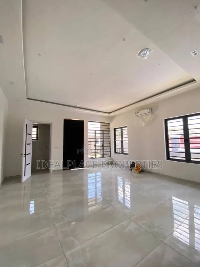 4bdrm Townhouse/Terrace in Victoria Island for sale in Victoria Island