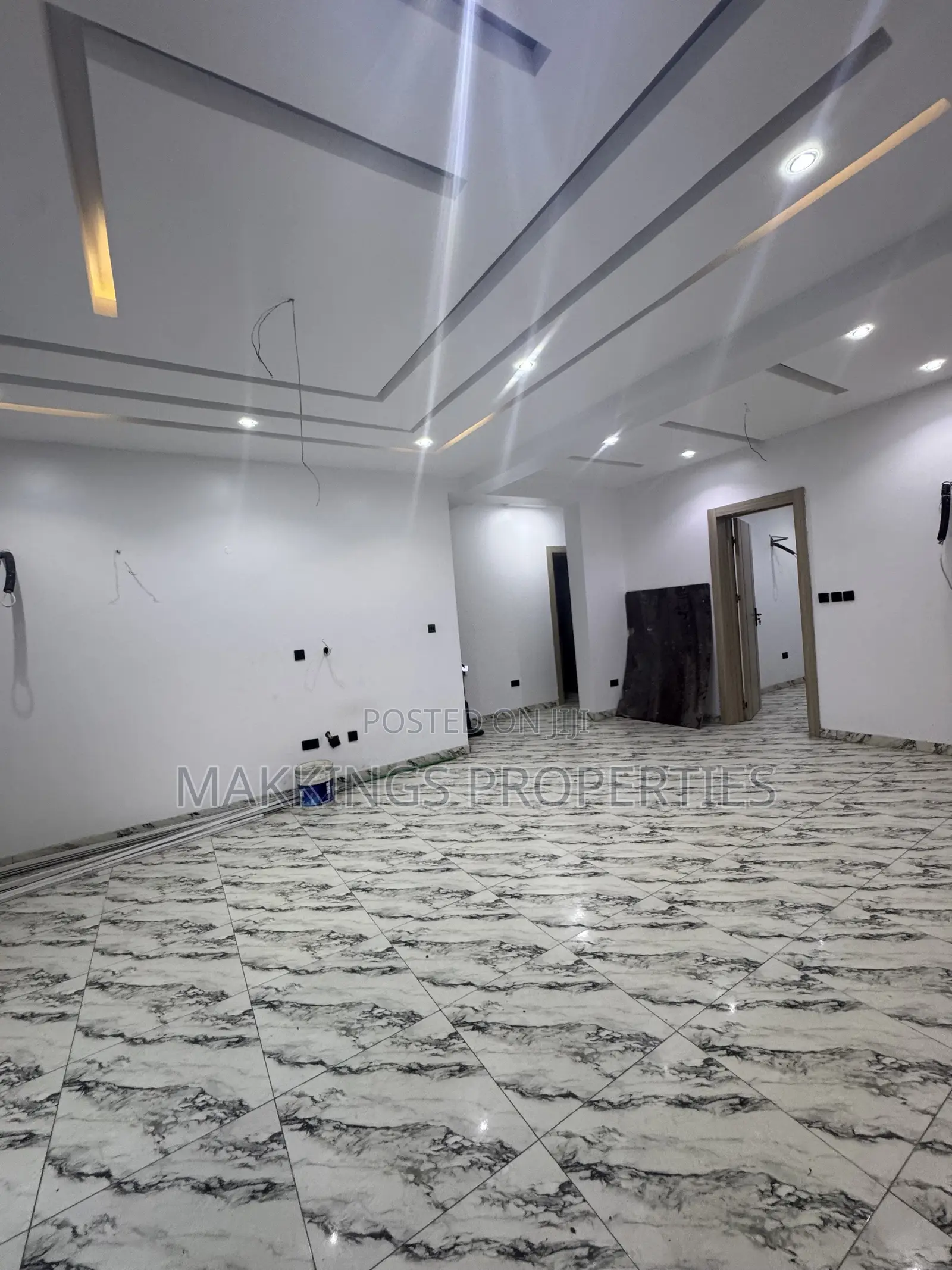 3bdrm Apartment in Lekki Phase 1 for sale in Lekki Phase 1