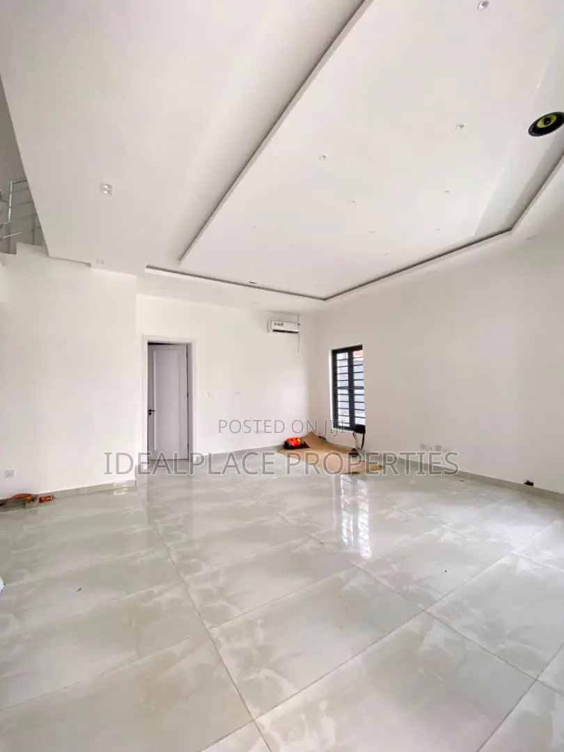 4bdrm Townhouse/Terrace in Victoria Island for sale in Victoria Island
