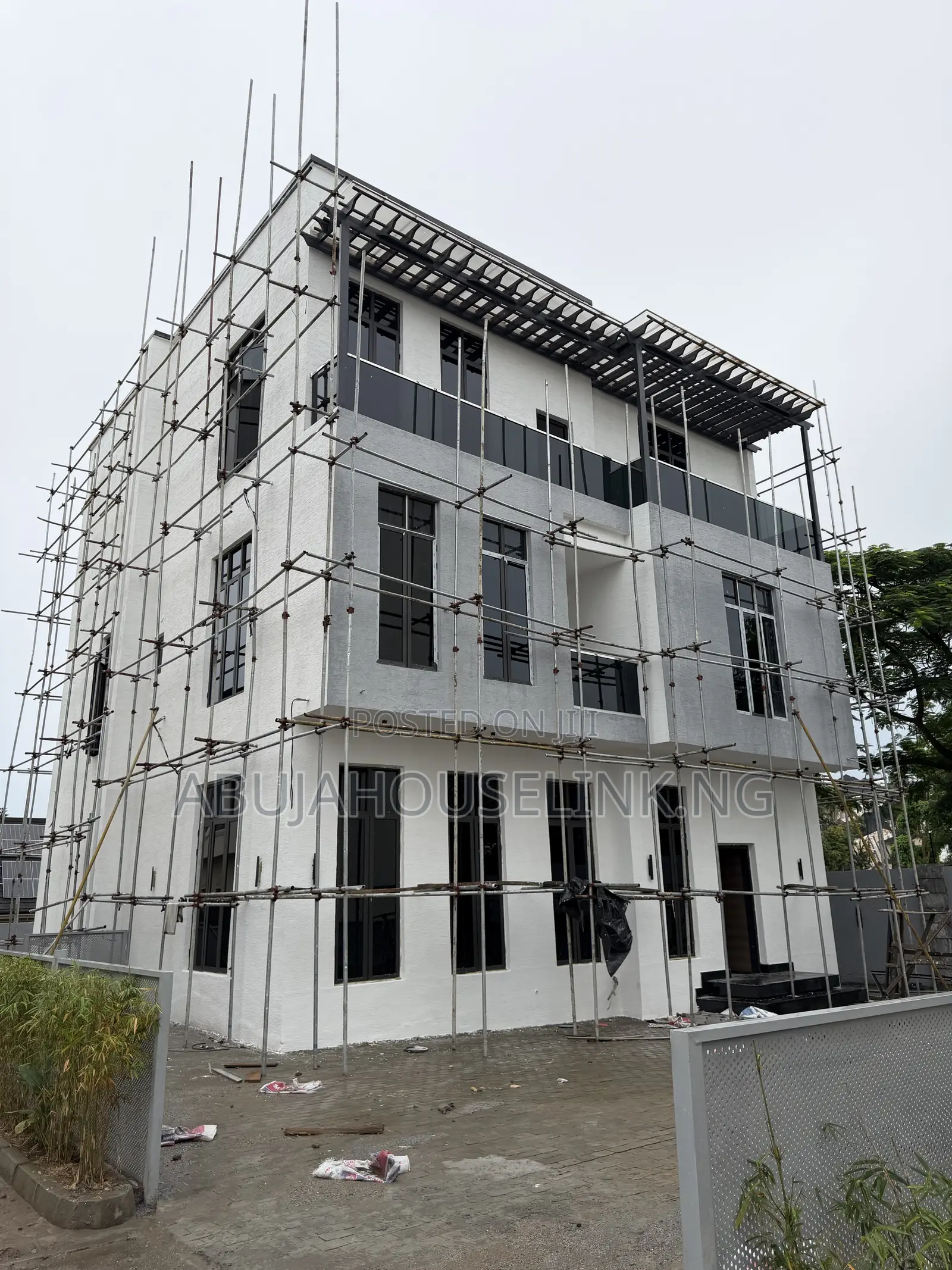6bdrm Duplex in Asokoro Main Abuja for sale in Asokoro