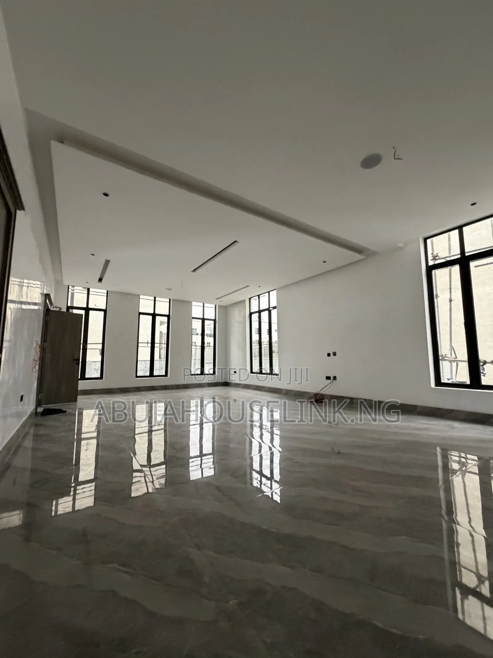 6bdrm Duplex in Asokoro Main Abuja for sale in Asokoro