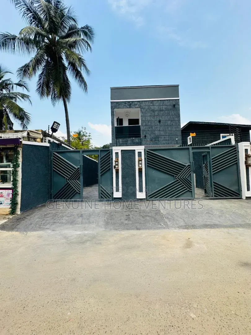 4bdrm Duplex in Berger for sale in Berger