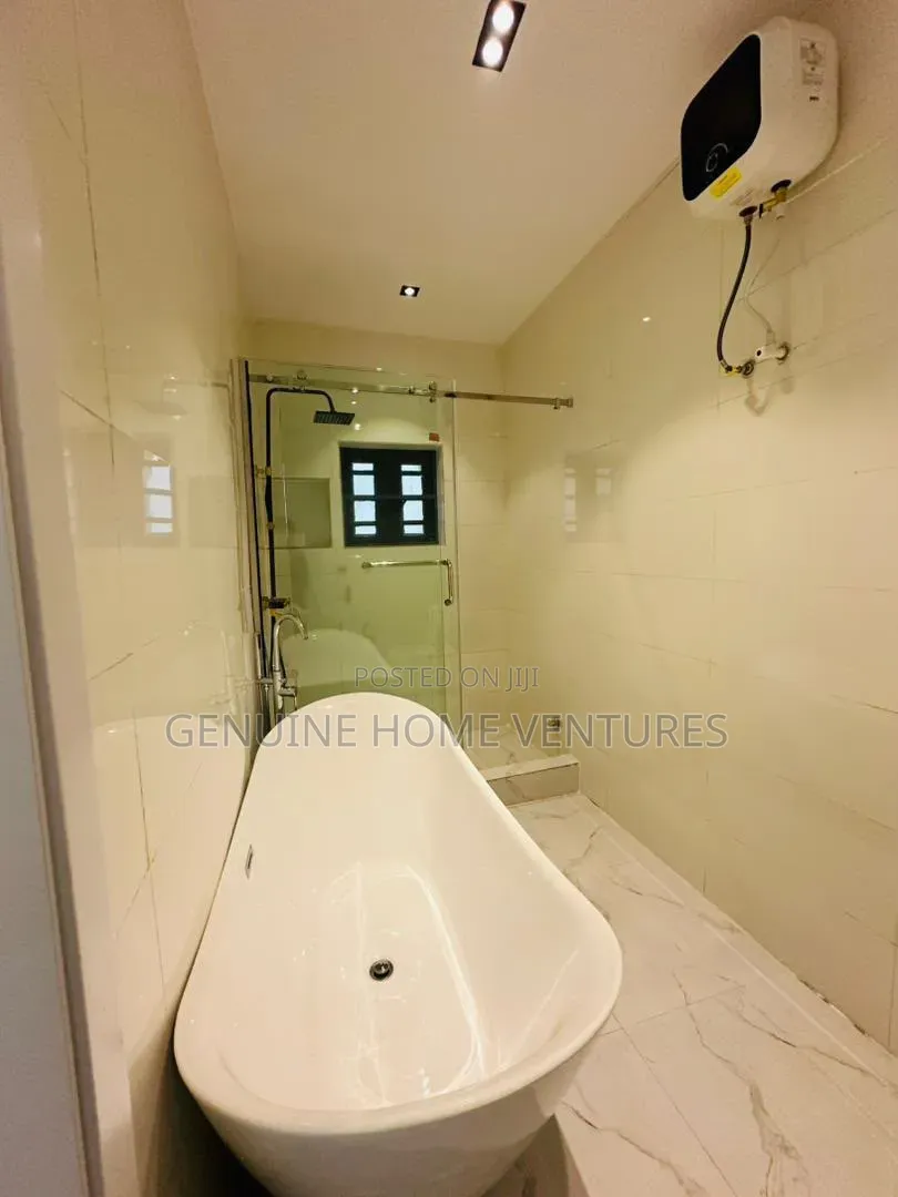 4bdrm Duplex in Berger for sale in Berger